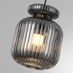 Подвес 5042/1B PENDANT Odeon Light черный/дымчатый/металл/стекло/эко.кожа Подвес E27 1*60W JUGI
