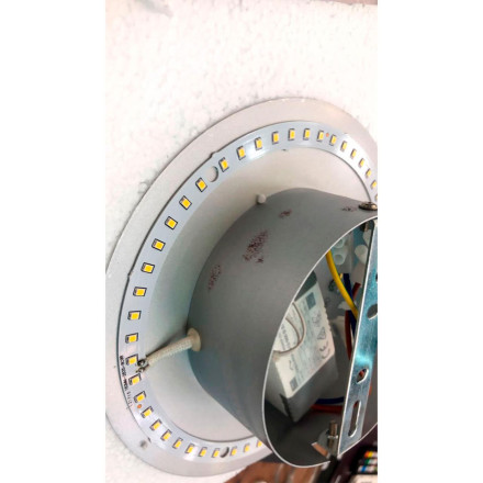 Настенный светильник 3562/9WLY HIGHTECH Odeon Light серебр.фольг-ние Настен.светильник IP20 LED 3000K 9W 504Лм 220V LUNARIO
